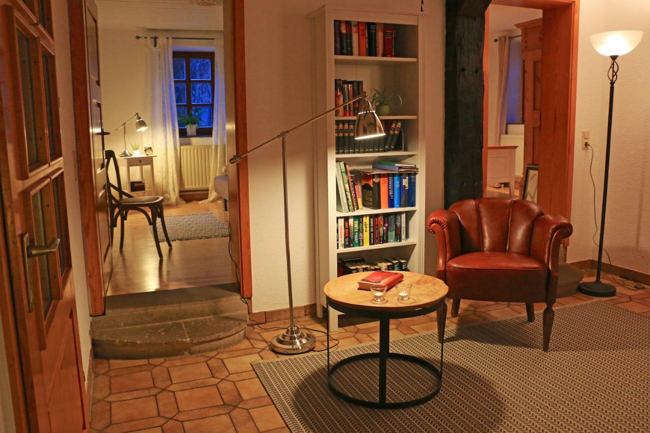Ferienwohnung Alte Pfarre Gudensberg Exterior foto